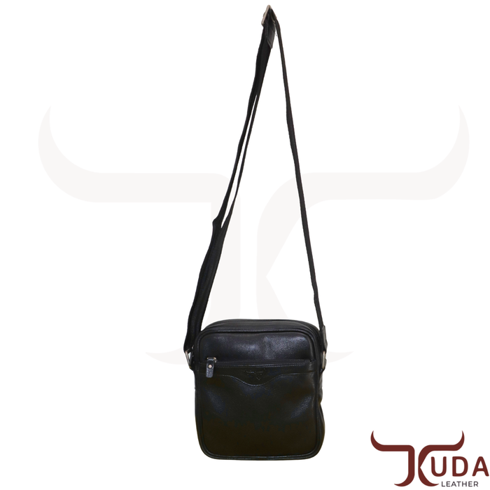 THE CHEYENNE – Top grain leather crossbody bag with smooth leather straps